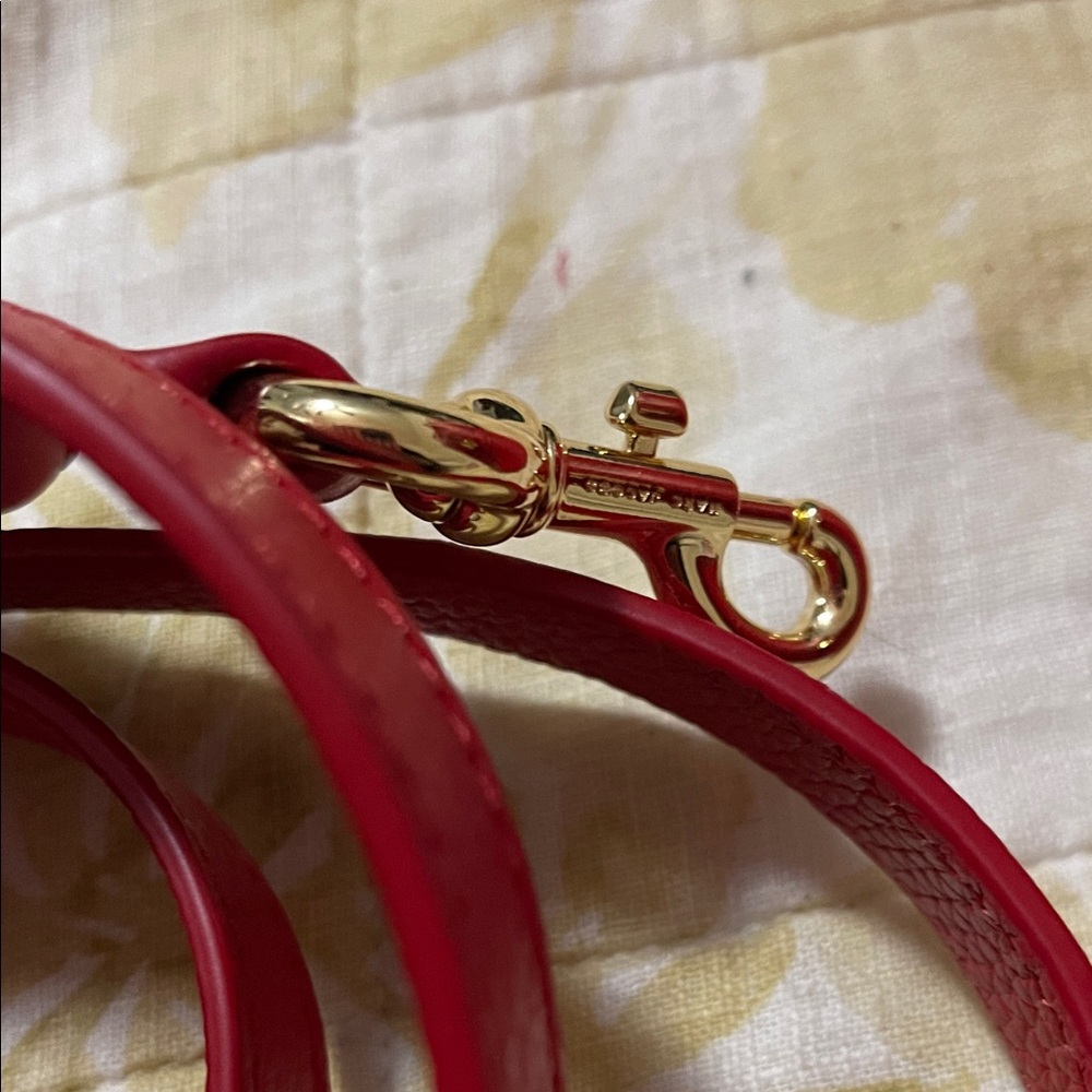 Marc Jacobs  The Bucket Bag Original Red like new - Picture 7 of 7